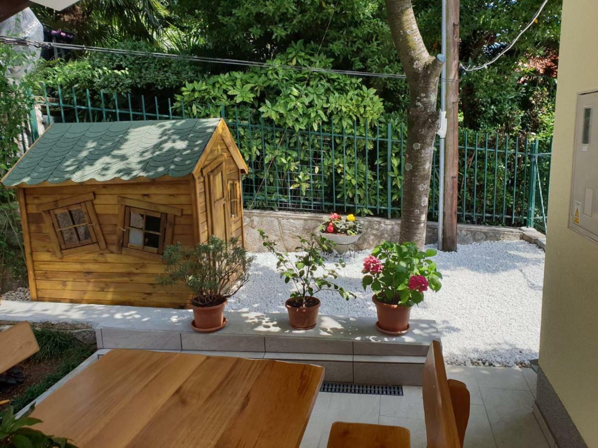 Apartman M&B Volosko Exteriör bild